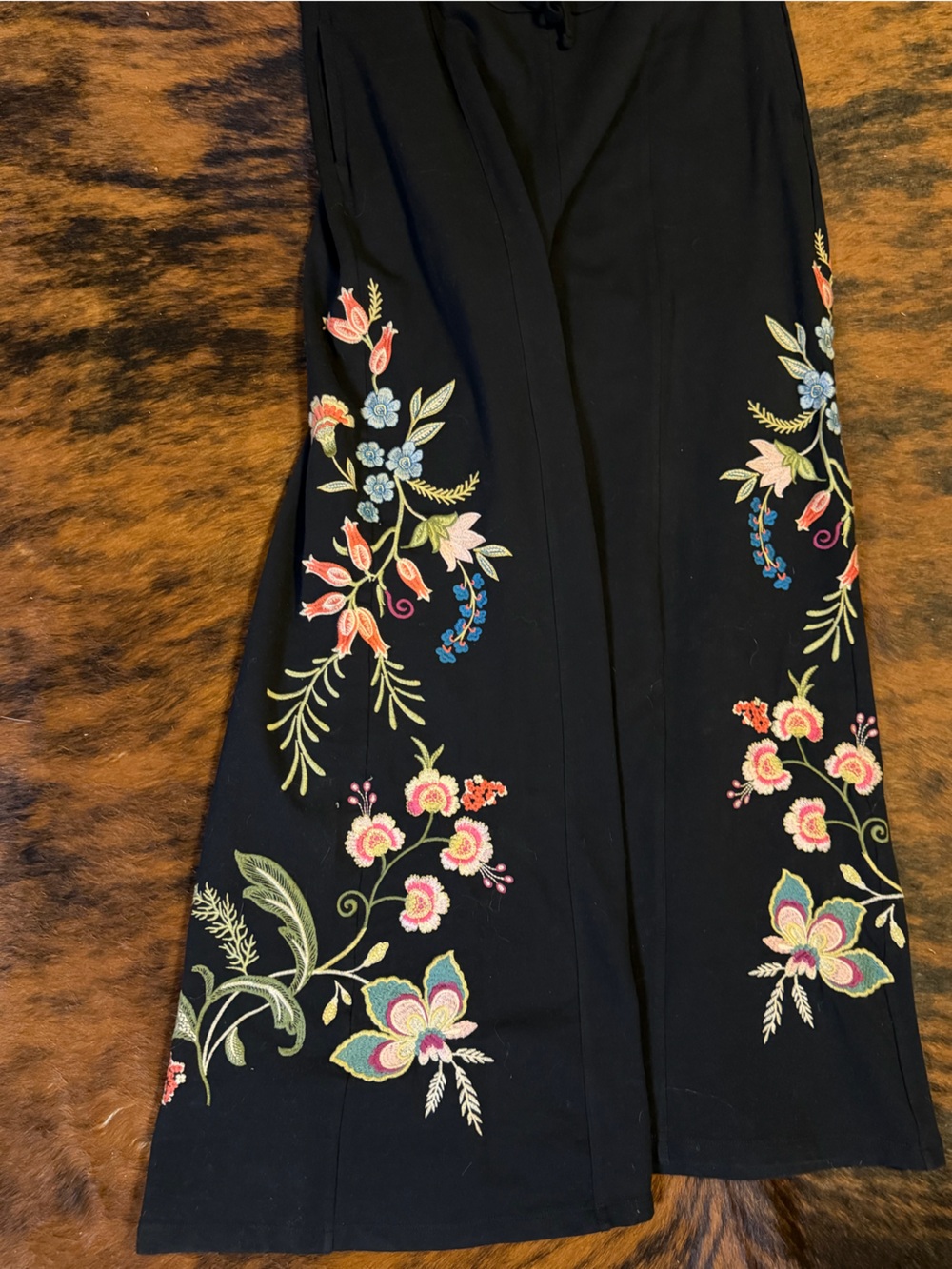 JOHNNY WAS Julianna Placement Floral Embroidered Knit Wide Leg Pants - Picture 9 of 9